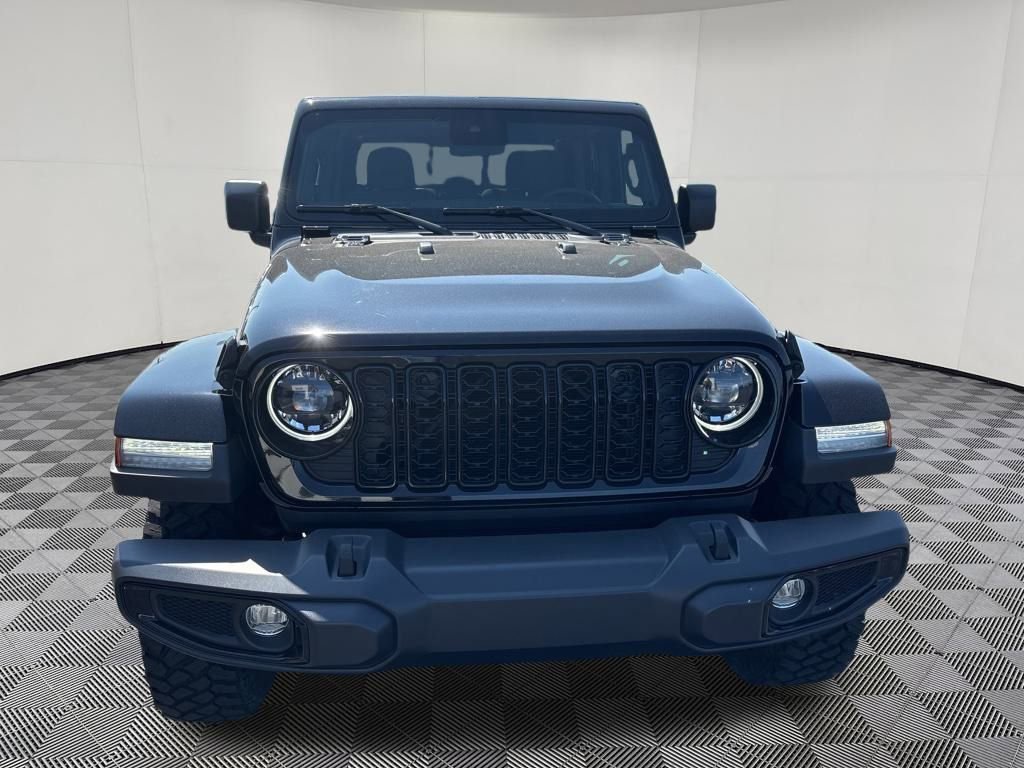 Used 2024 Jeep Gladiator Willys image 8