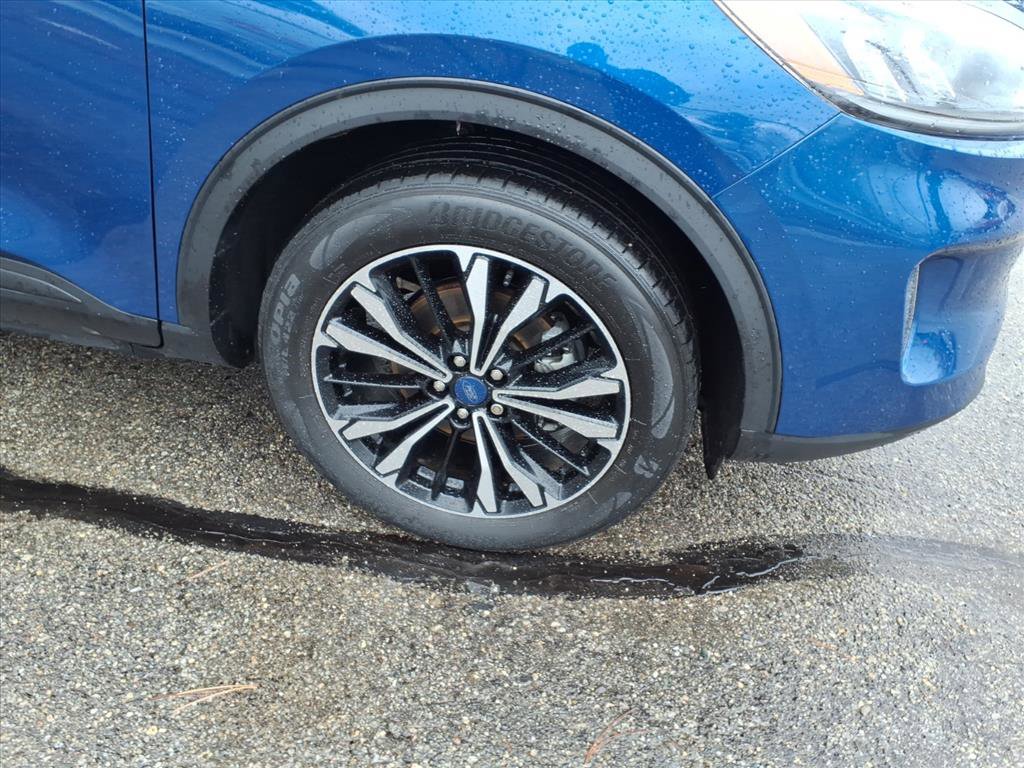 Used 2022 Ford Escape SEL w/ SEL Stealth AWD Package image 5