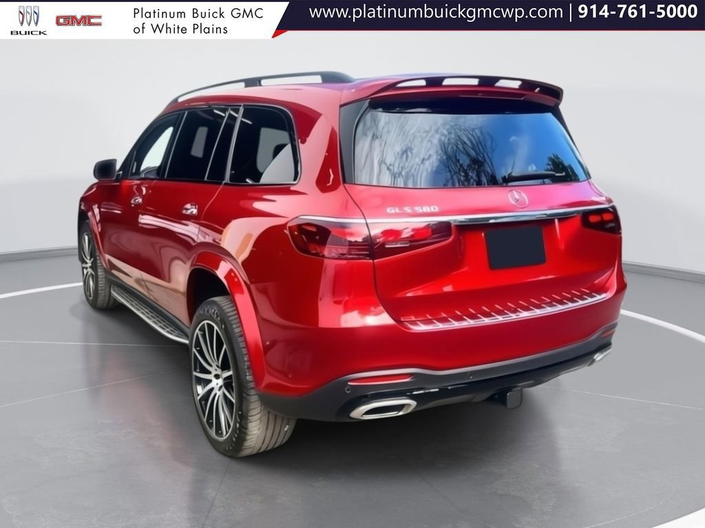 Used 2024 Mercedes-Benz GLS 580 4MATIC image 5