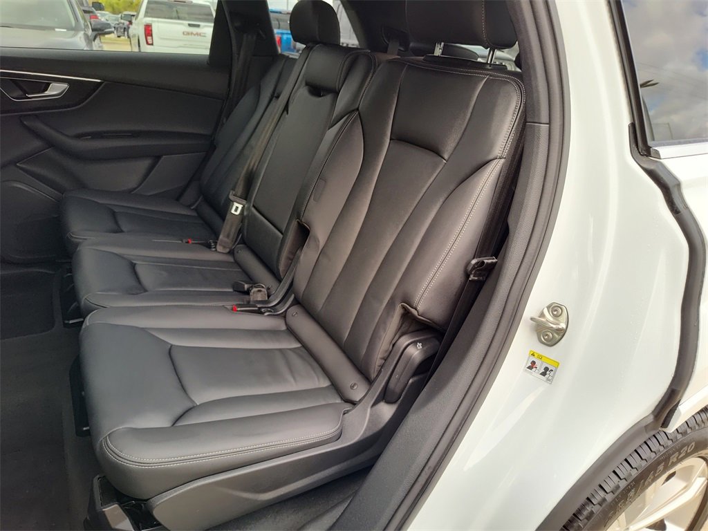 Certified 2025 Audi Q7 2.0T Premium image 34