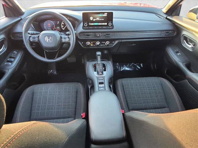 Used 2025 Honda HR-V Sport image 16