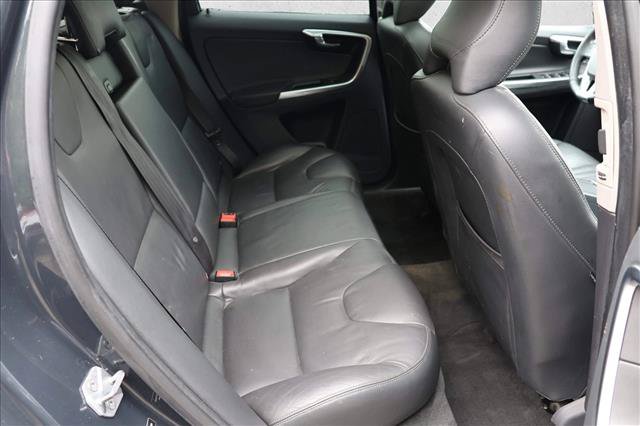 Used 2015 Volvo XC60 T5 Premier FWD image 25