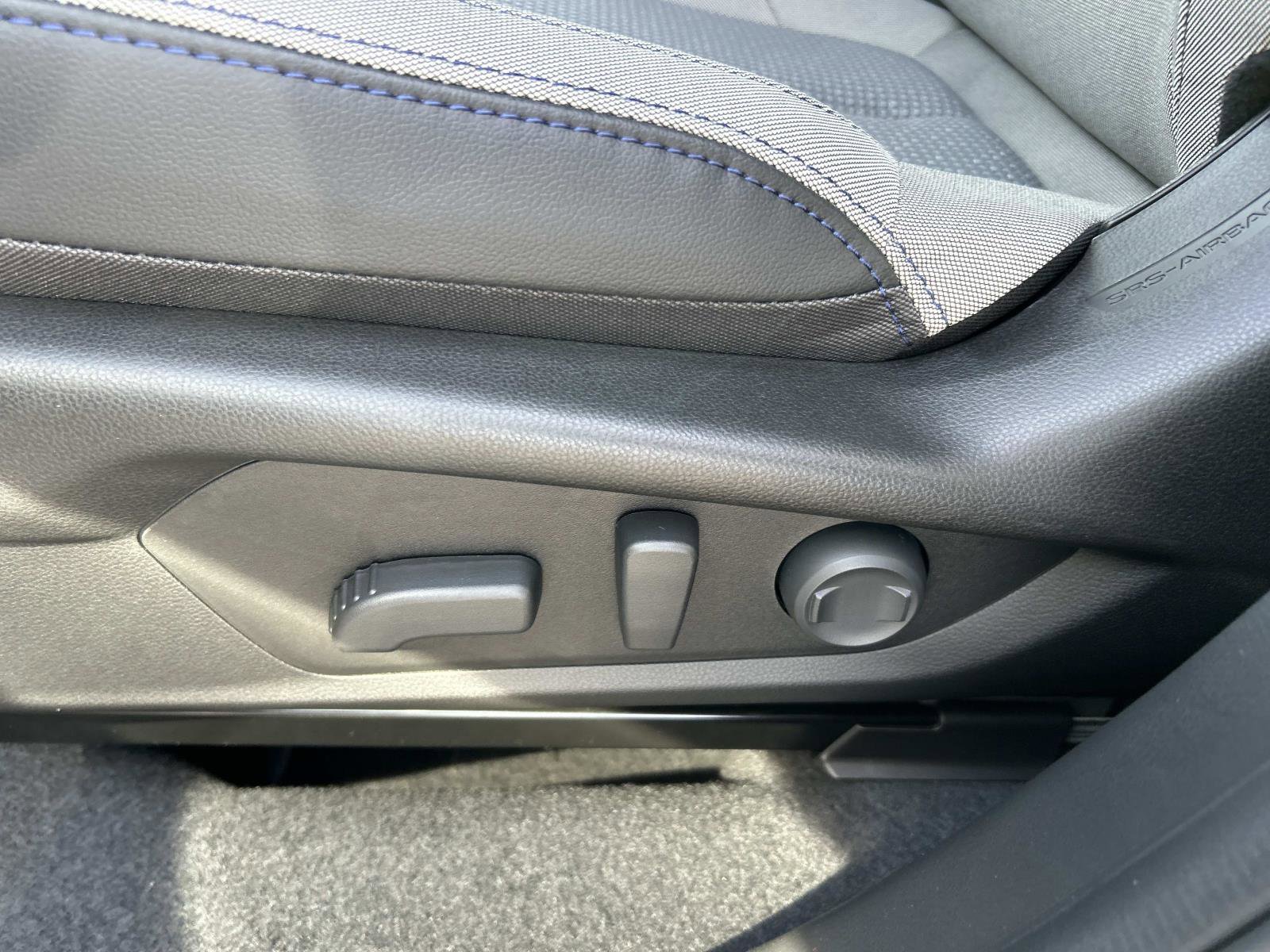 Used 2025 Subaru Forester Premium image 9