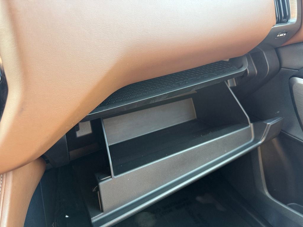 Used 2023 Nissan Pathfinder Platinum FWD image 23