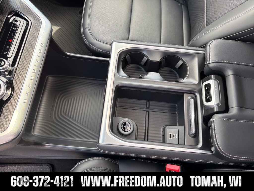 New 2026 Ford Expedition Max Platinum w/ Stealth Appearance Package AWD/4WD image 26