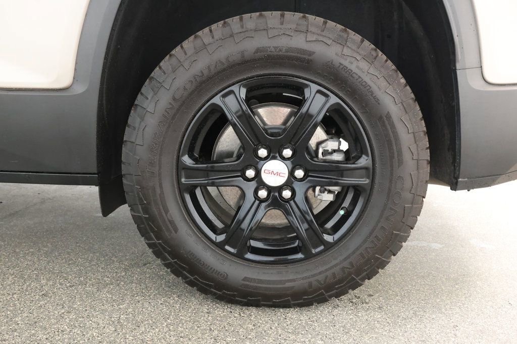 Used 2022 GMC Acadia AT4 image 7