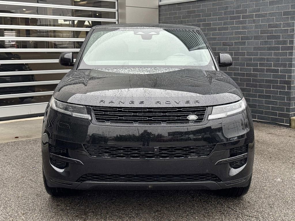 New 2026 Land Rover Range Rover Sport SE image 2