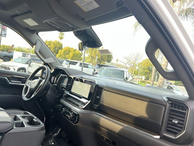 Used 2024 Chevrolet Silverado 1500 LT Trail Boss AWD/4WD image 28