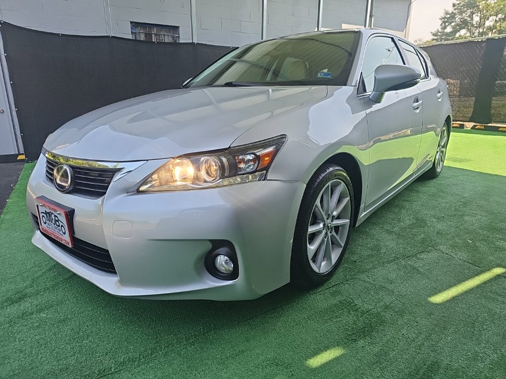Used 2012 Lexus CT 200h Premium FWD image 8