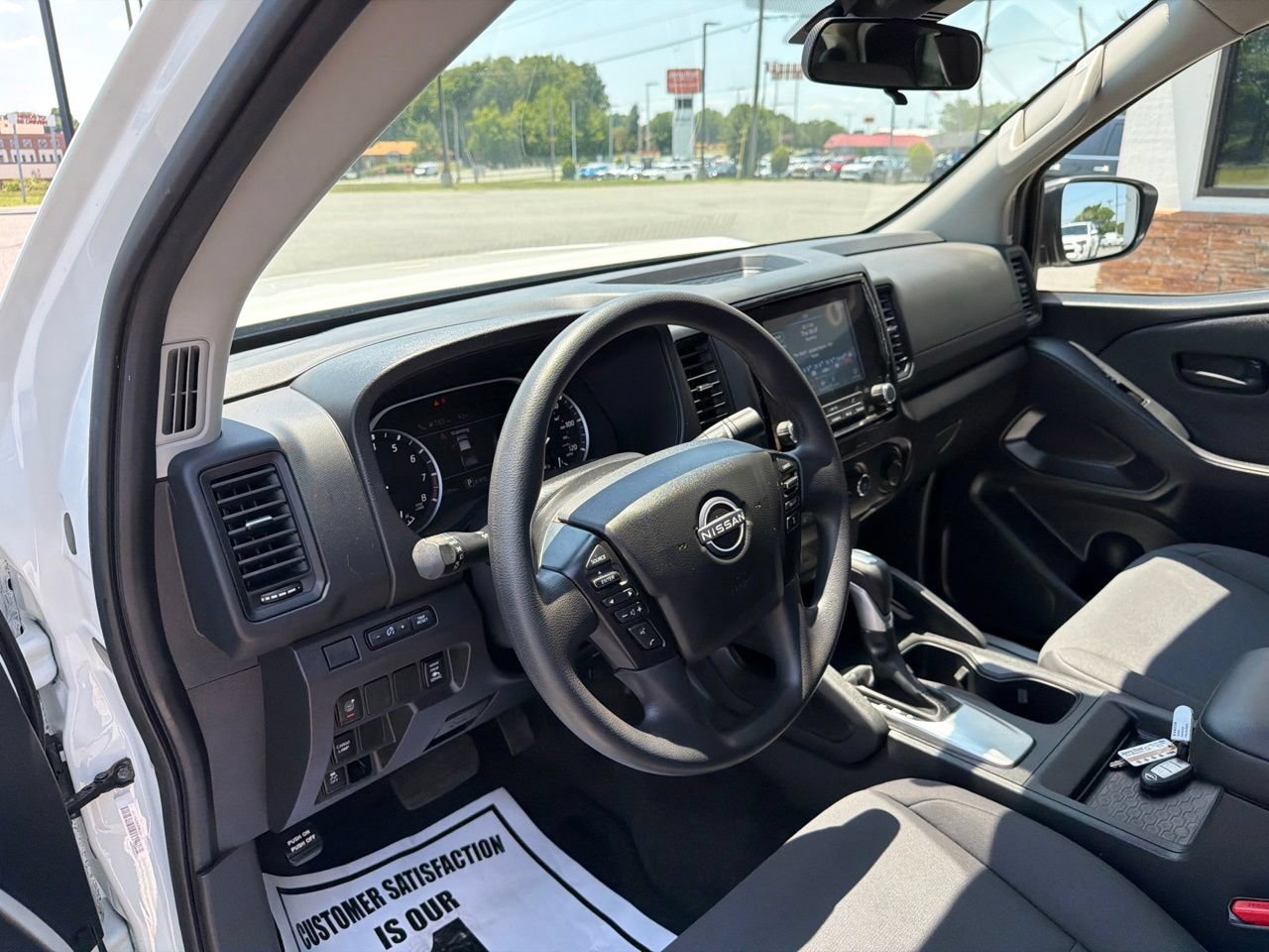 Used 2024 Nissan Frontier S w/ Technology Package RWD image 4