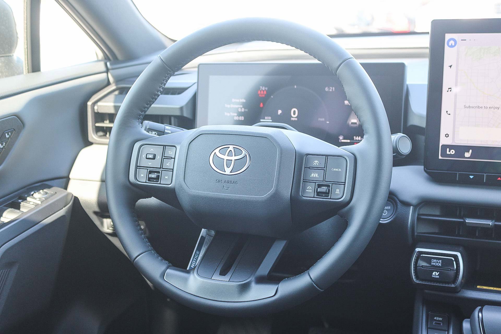 New 2026 Toyota RAV4 XSE AWD/4WD image 18