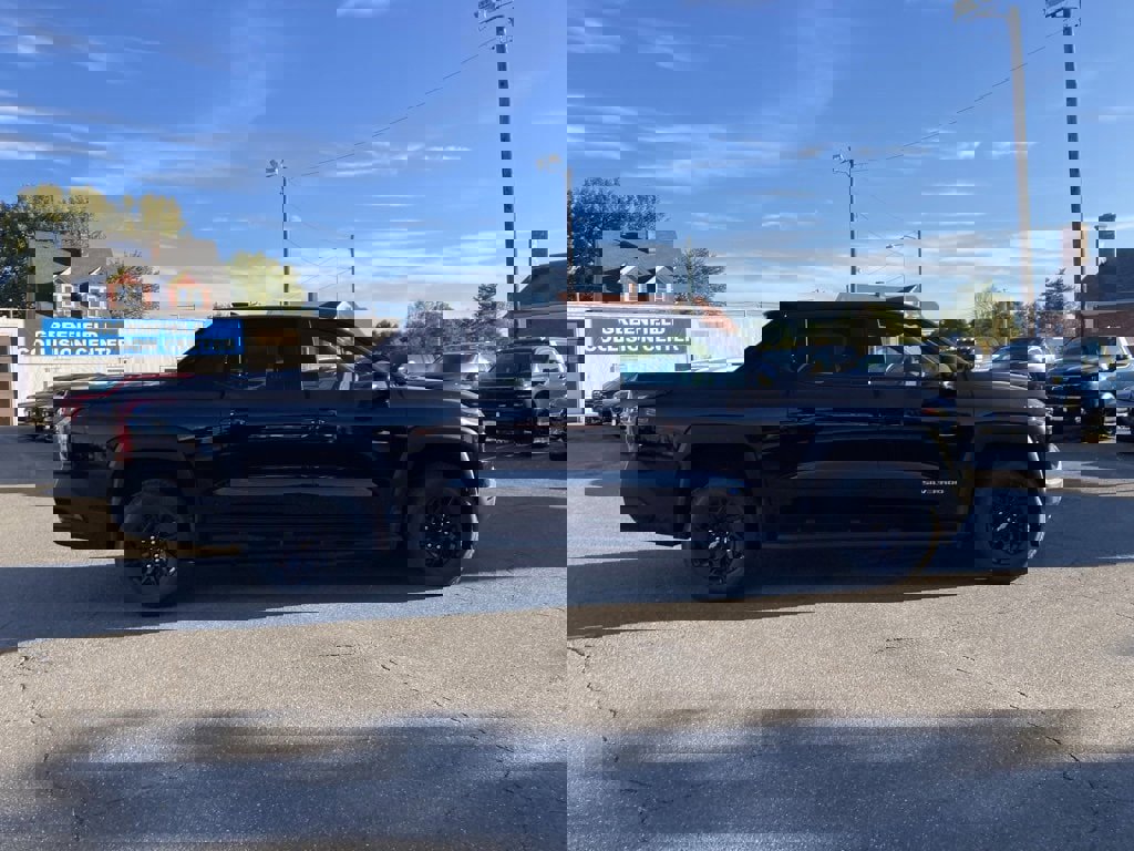 New 2026 Chevrolet Silverado EV LT image 8