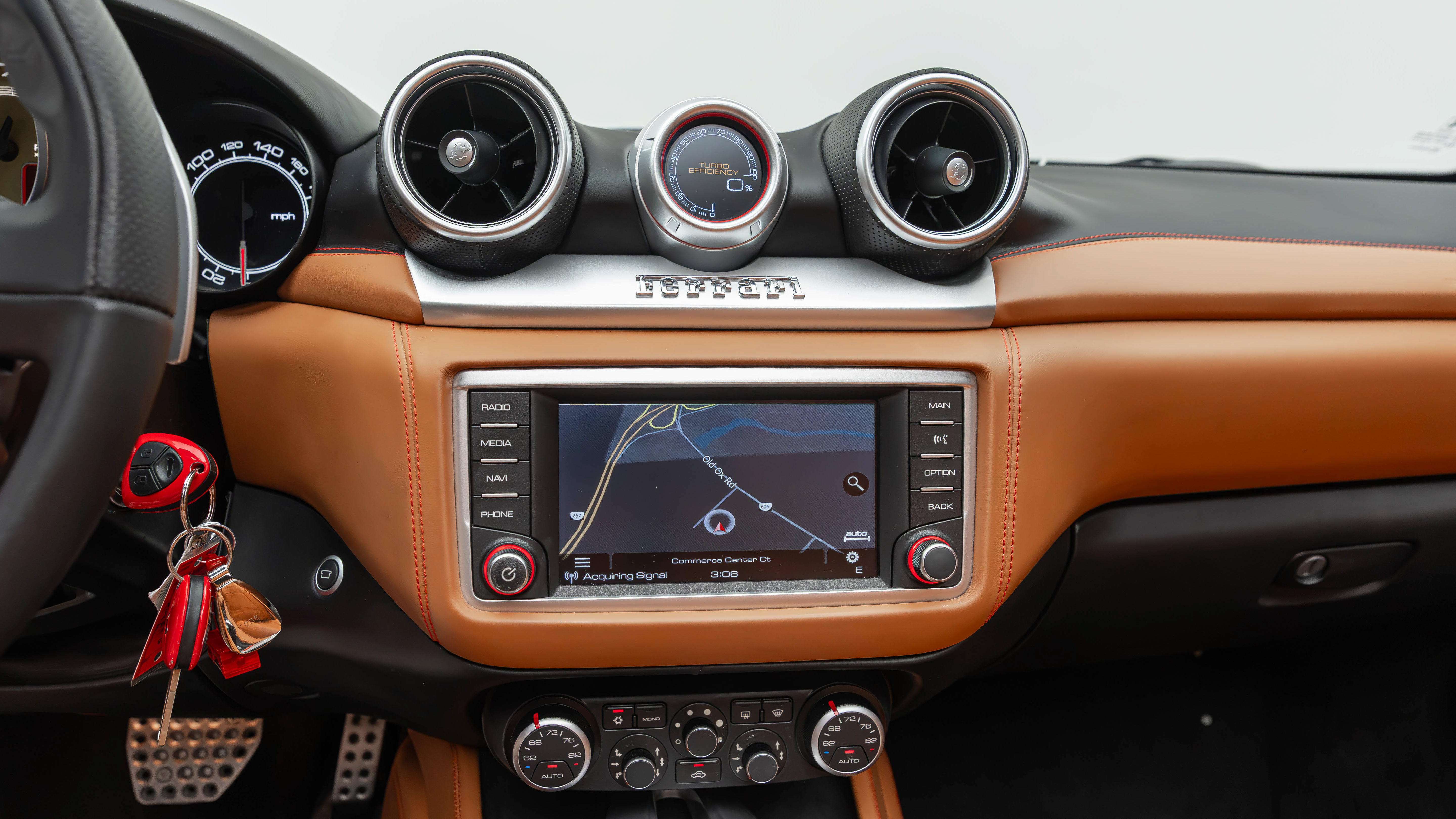 Certified 2016 Ferrari California T RWD image 30