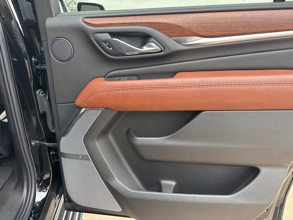 Used 2024 GMC Yukon XL Denali Ultimate w/ LPO, Illumination Package image 46