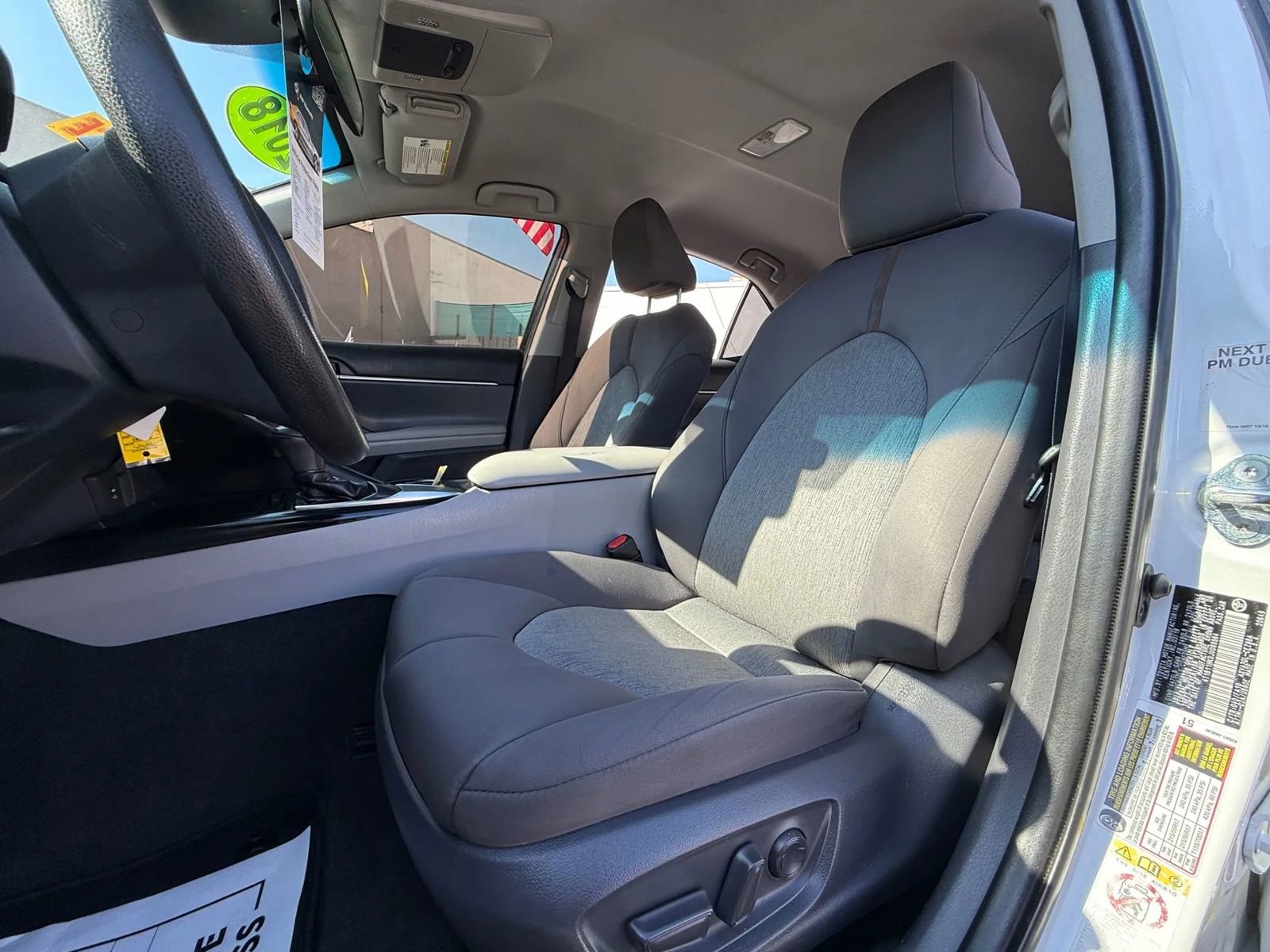 Used 2018 Toyota Camry LE image 10