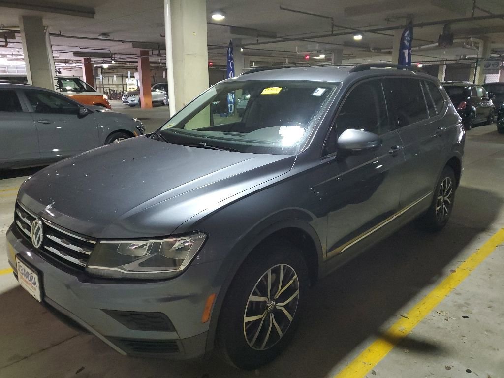 Used 2018 Volkswagen Tiguan SE AWD/4WD image 1