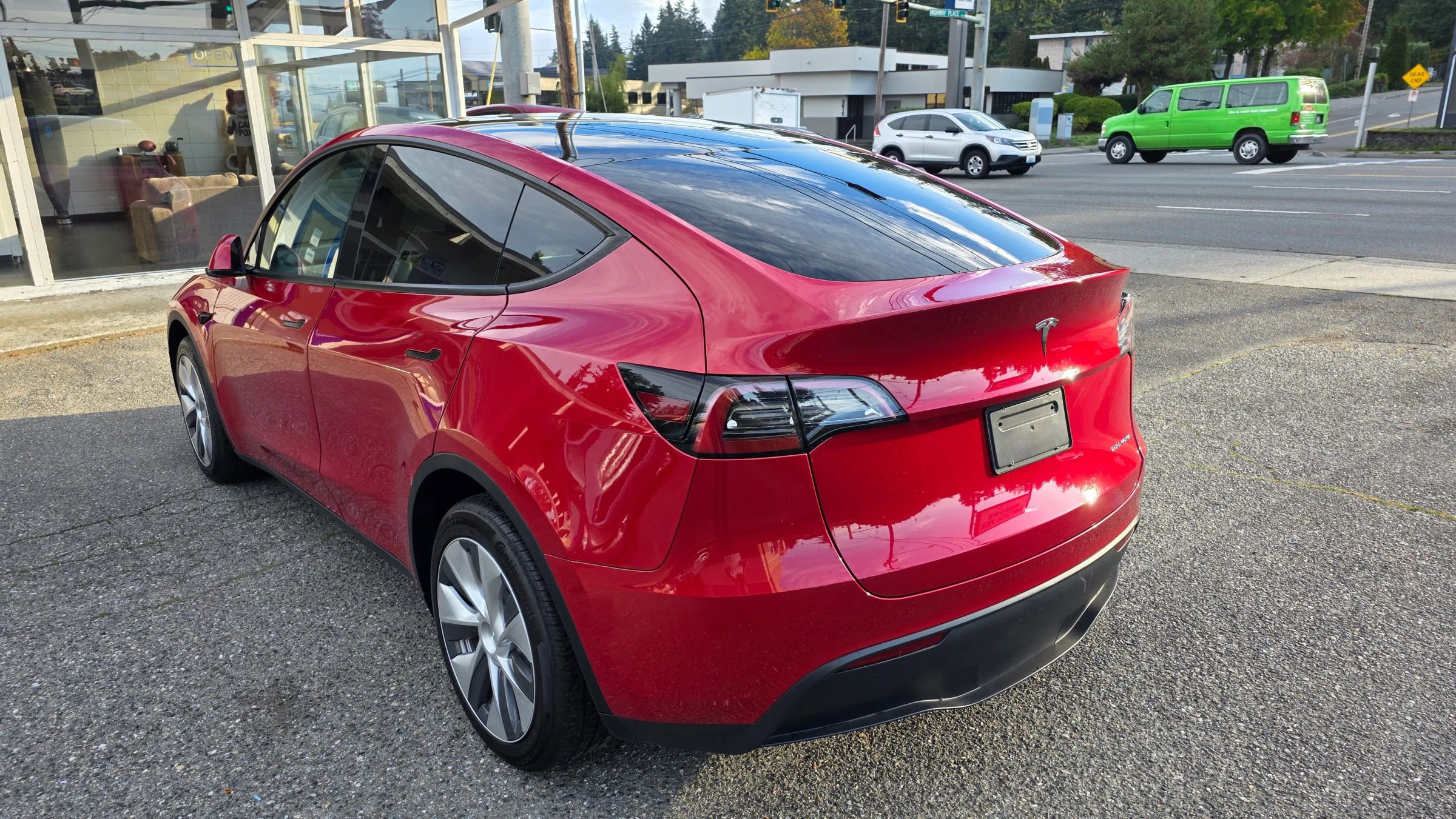Used 2023 Tesla Model Y Long Range image 7