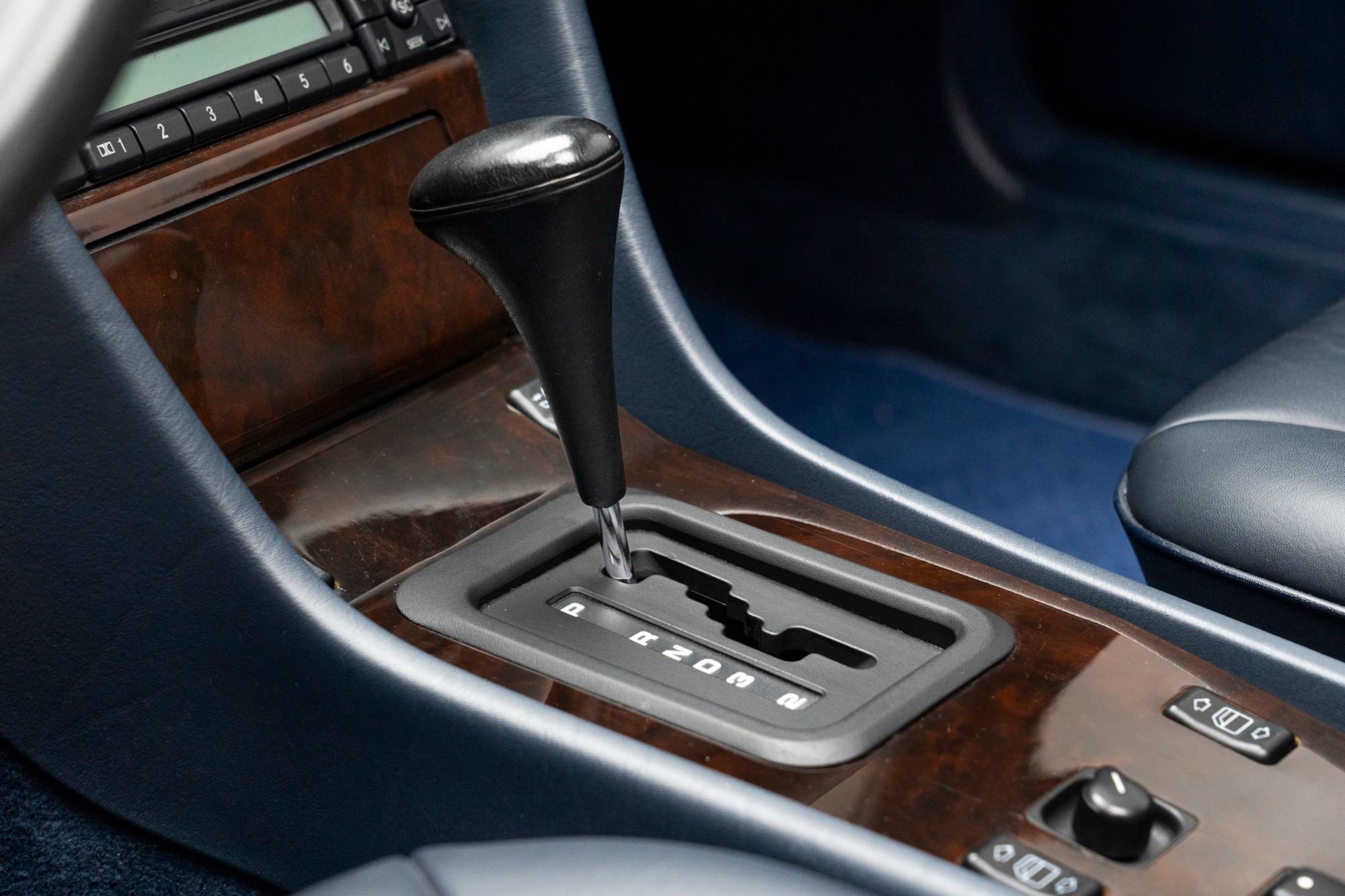 Used 1995 Mercedes-Benz E 320 Convertible image 19