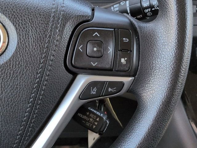 Used 2018 Toyota Sienna LE FWD image 24