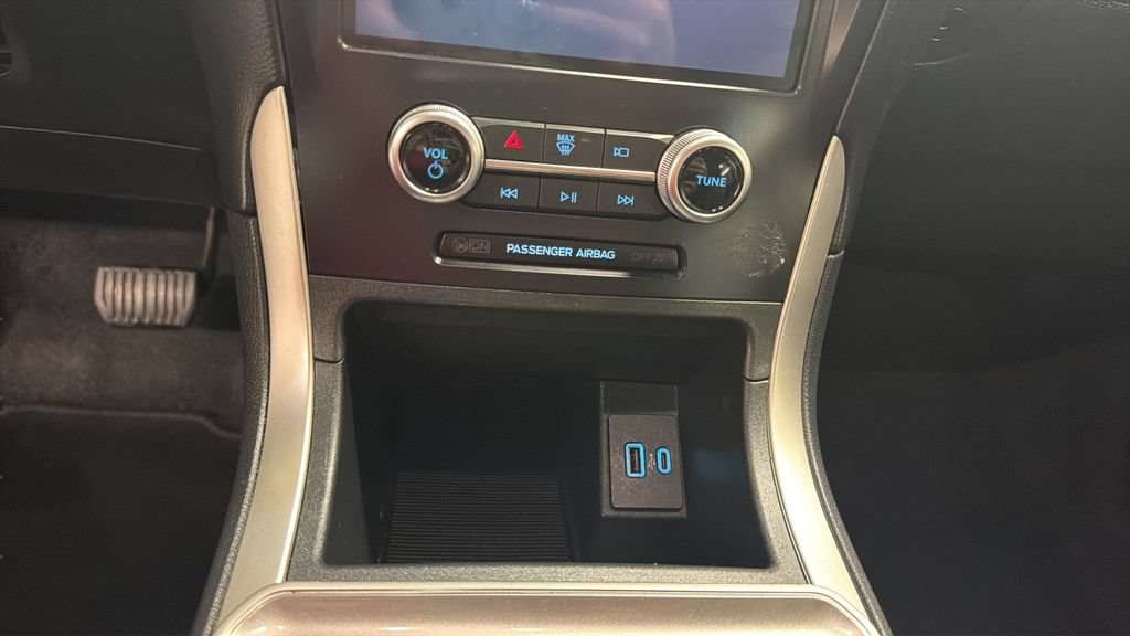 Used 2024 Ford Edge SEL AWD/4WD image 20