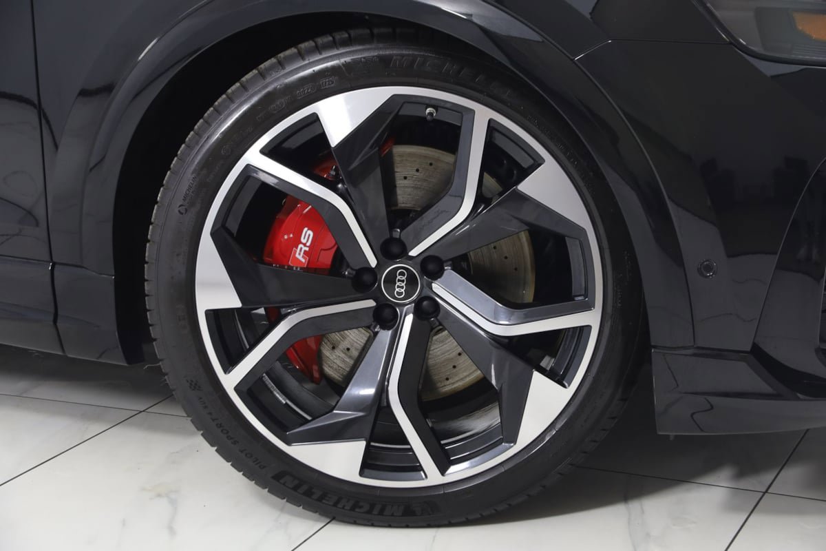 Used 2023 Audi RS Q8 w/ Black Optic Package AWD/4WD image 18