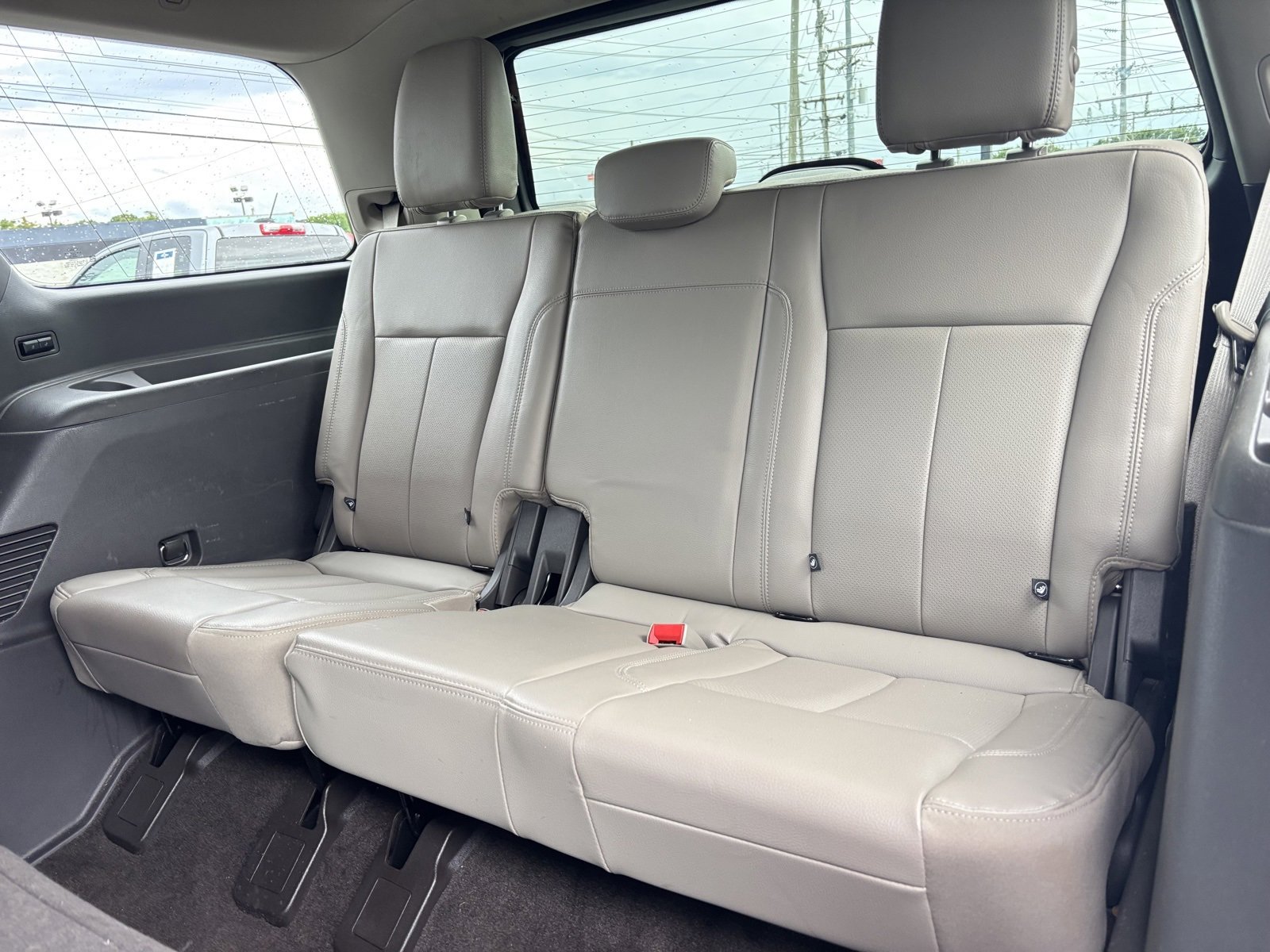 Used 2021 Ford Expedition XLT w/ FX4 Off-Road Package image 22