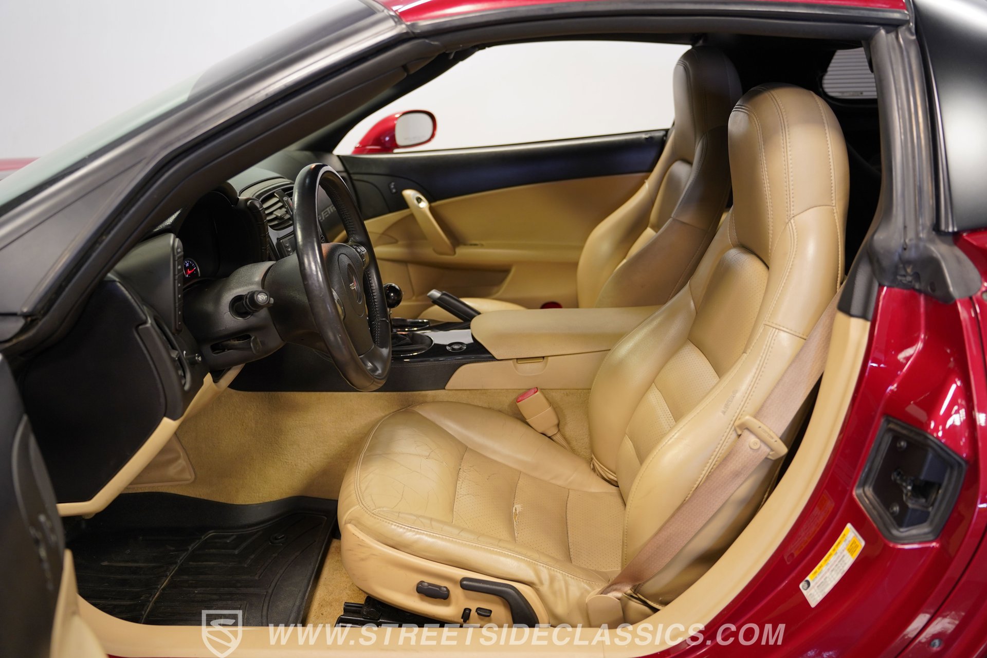 Used 2011 Chevrolet Corvette Grand Sport w/ Preferred Equipment Group image 39