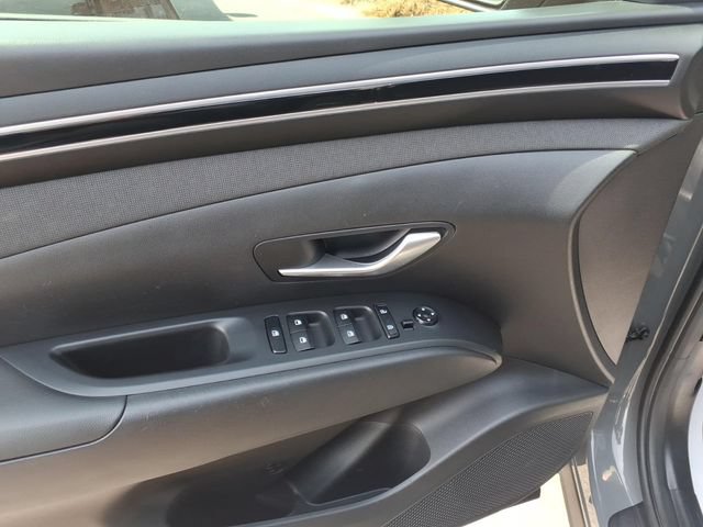 Used 2024 Hyundai Tucson SEL w/ Convenience Package AWD/4WD image 13