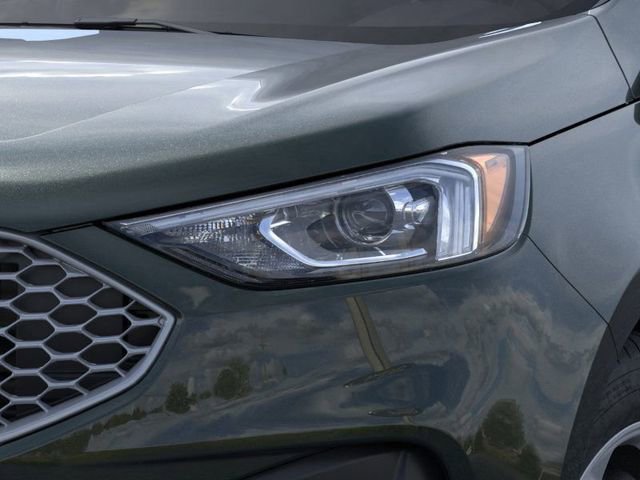 New 2024 Ford Edge SE image 18