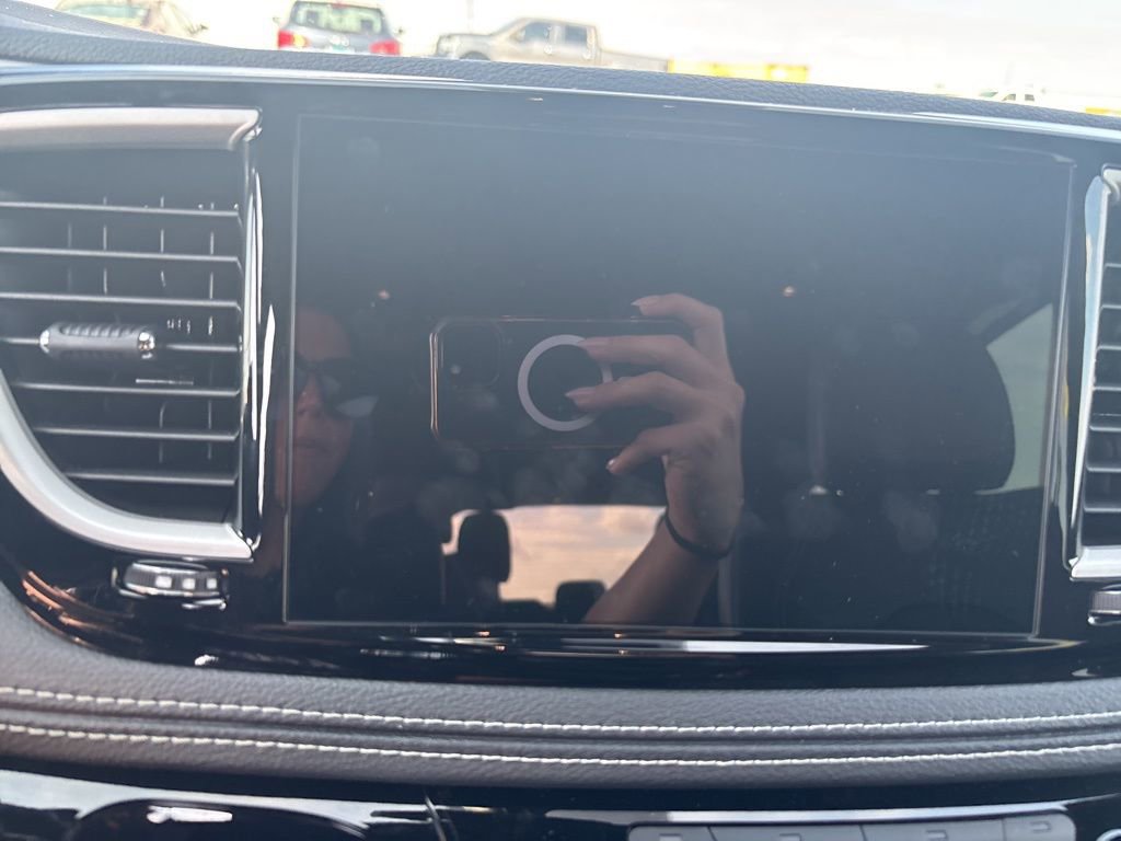 New 2026 Chrysler Pacifica Select image 27