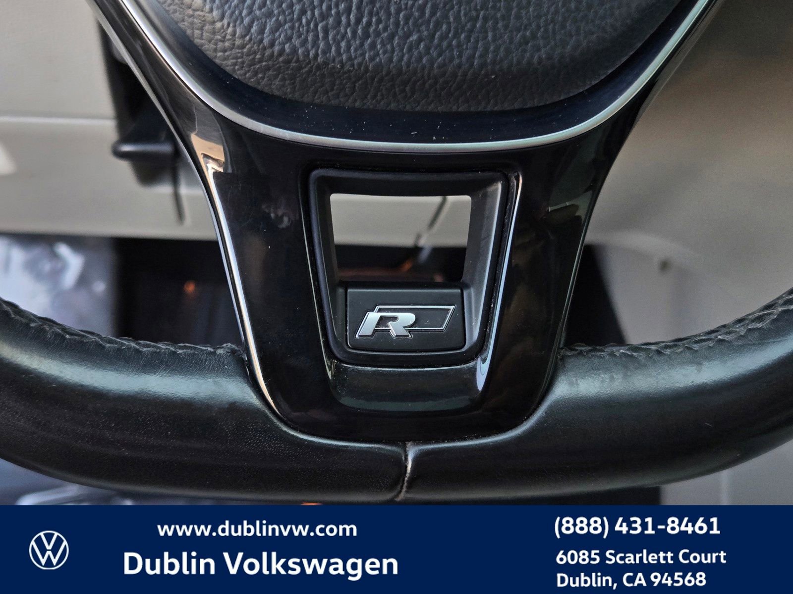 Used 2019 Volkswagen Atlas SE w/ Panoramic Sunroof Package image 25