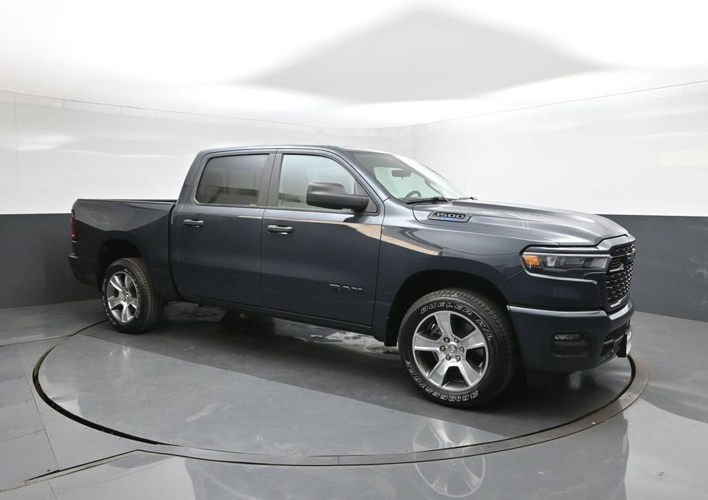 New 2026 RAM 1500 Express image 17