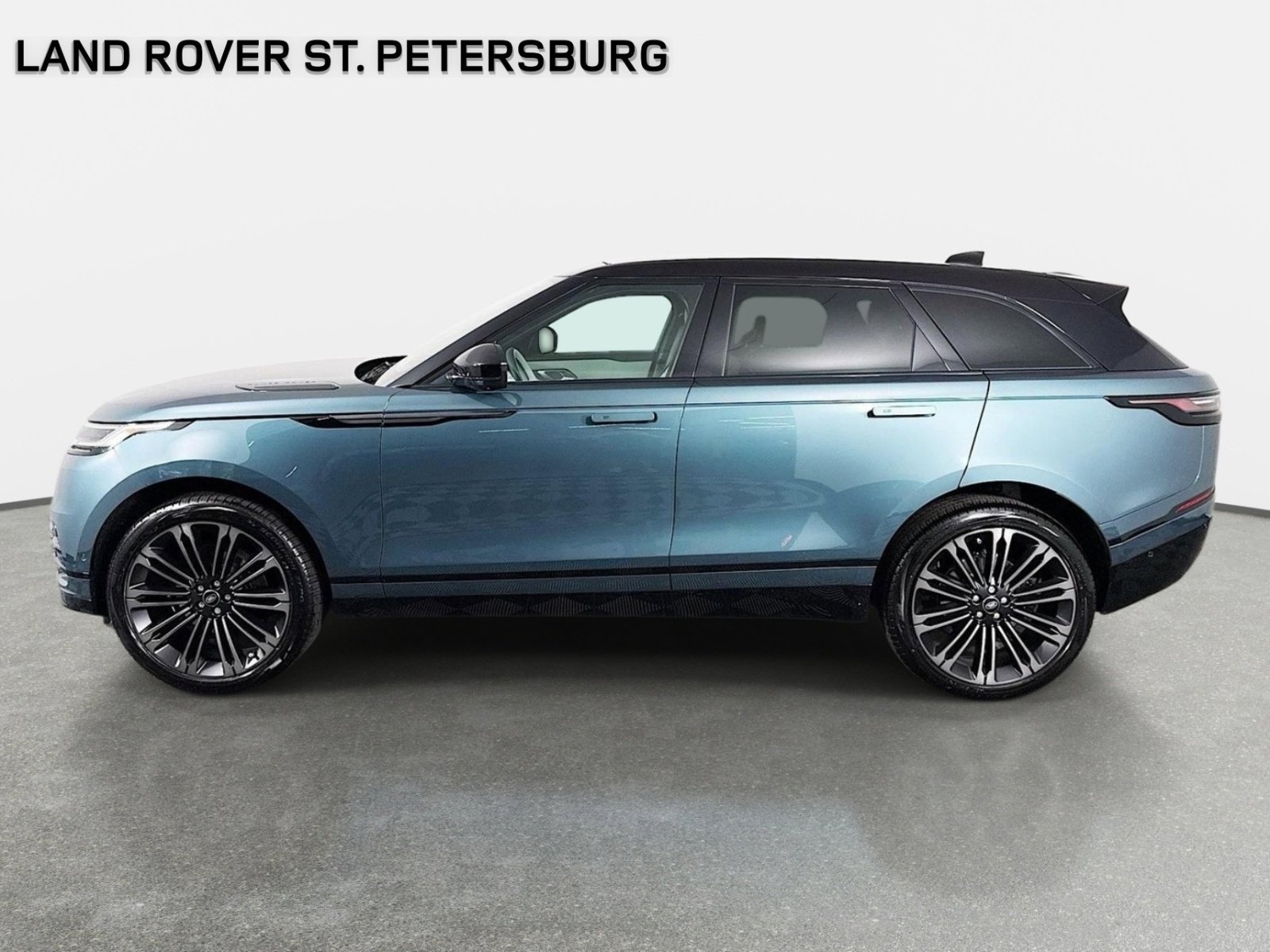 Used 2026 Land Rover Range Rover Velar Dynamic SE AWD/4WD image 8