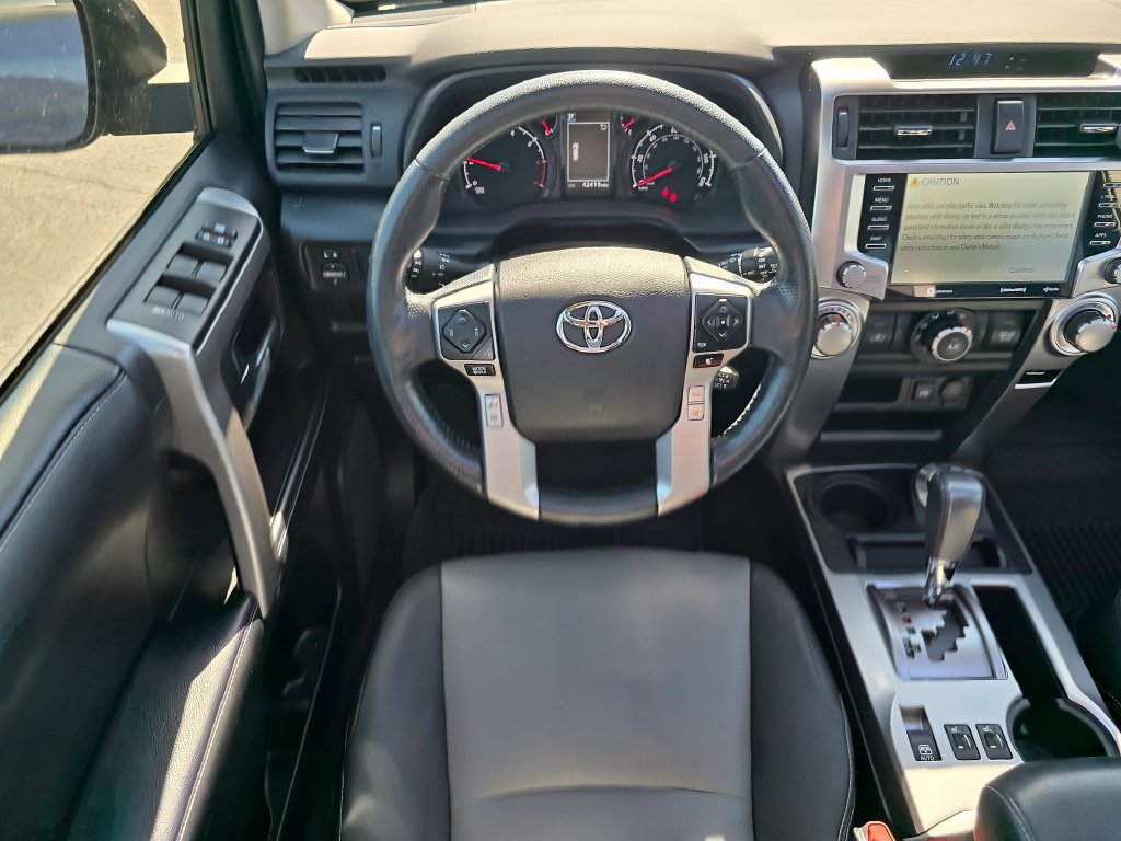 Used 2024 Toyota 4Runner SR5 Premium w/ Moonroof Package AWD/4WD image 17