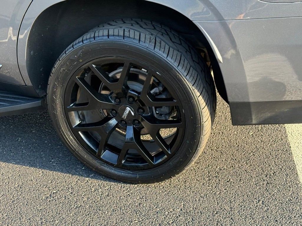 Used 2021 GMC Yukon SLT image 10