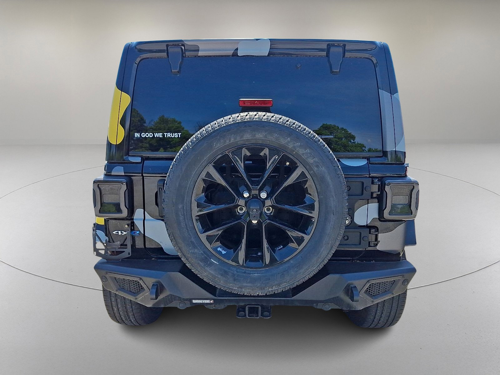 Used 2021 Jeep Wrangler Unlimited Sahara w/ Cold Weather Group AWD/4WD image 6