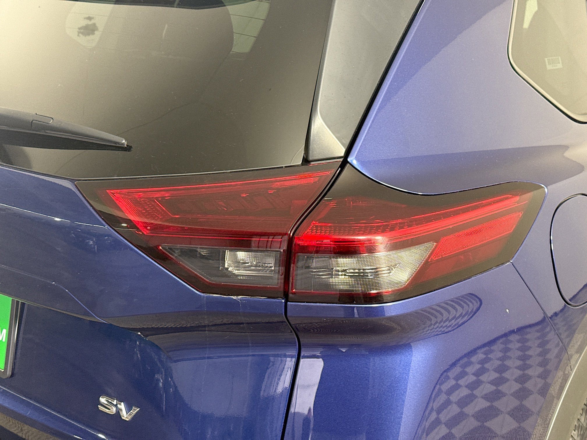 Used 2023 Nissan Rogue SV image 34