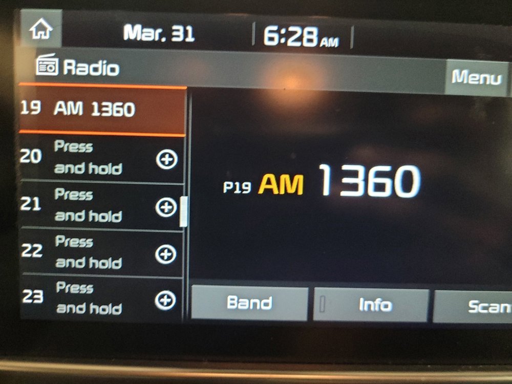 Used 2020 Kia Sportage EX image 25