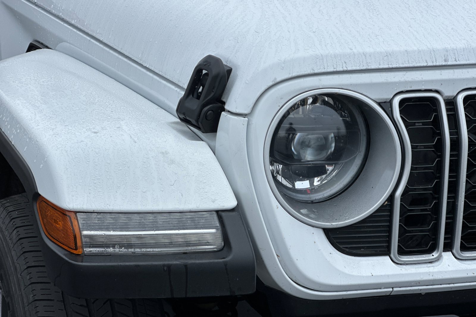 Used 2025 Jeep Wrangler Sahara image 45