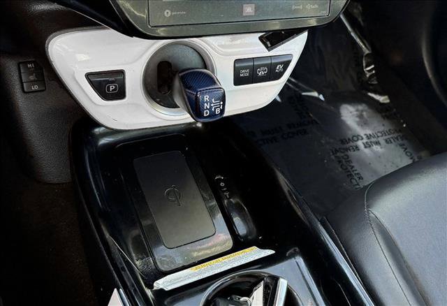 Used 2018 Toyota Prius Prime Advanced FWD image 15