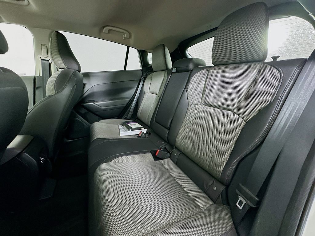 Used 2024 Subaru Crosstrek 2.0i Premium image 25