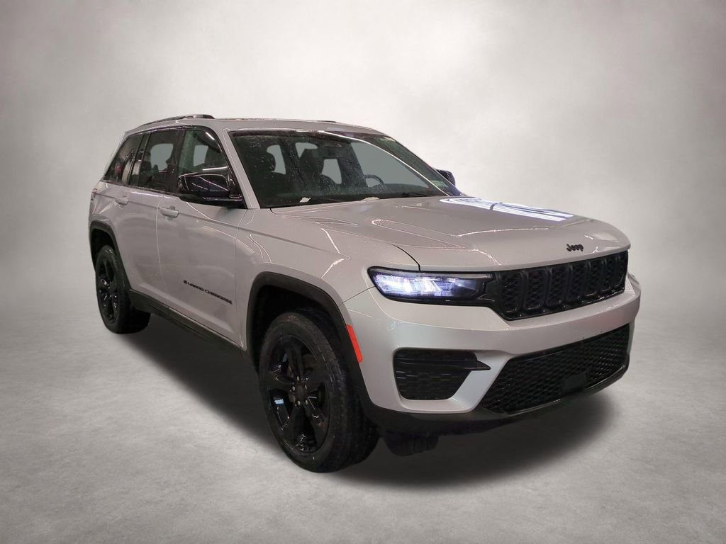 Used 2023 Jeep Grand Cherokee Altitude AWD/4WD 360° Tour
