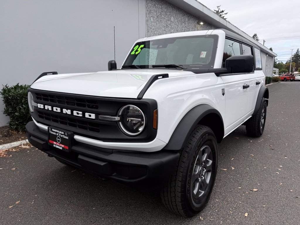 Used 2025 Ford Bronco Big Bend AWD/4WD image 2