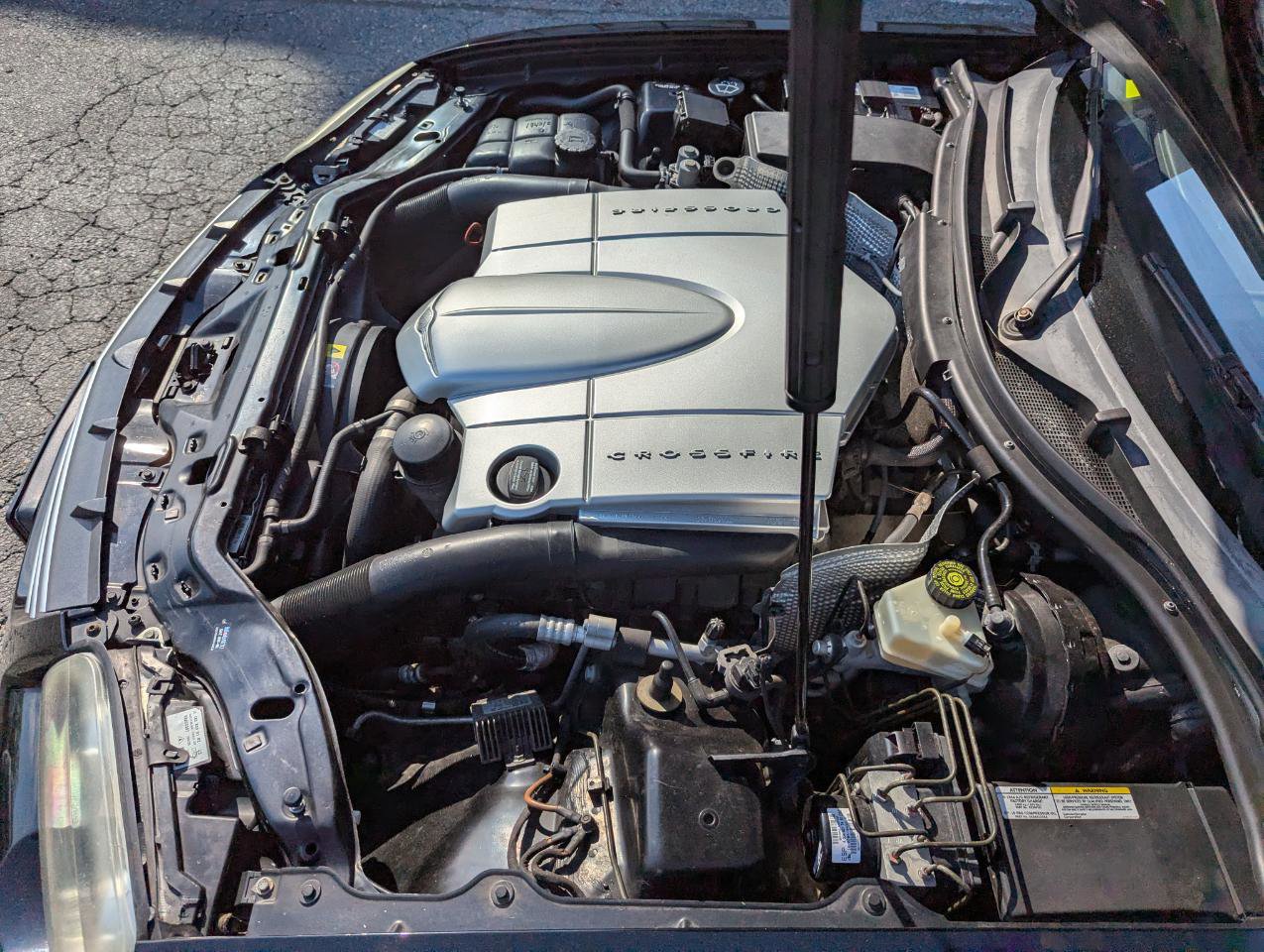 Used 2005 Chrysler Crossfire Limited RWD image 44