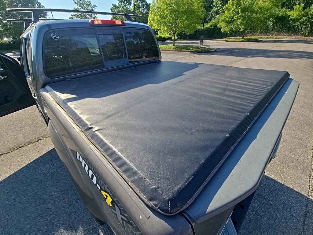 Used 2016 Nissan Frontier PRO-4X AWD/4WD image 19
