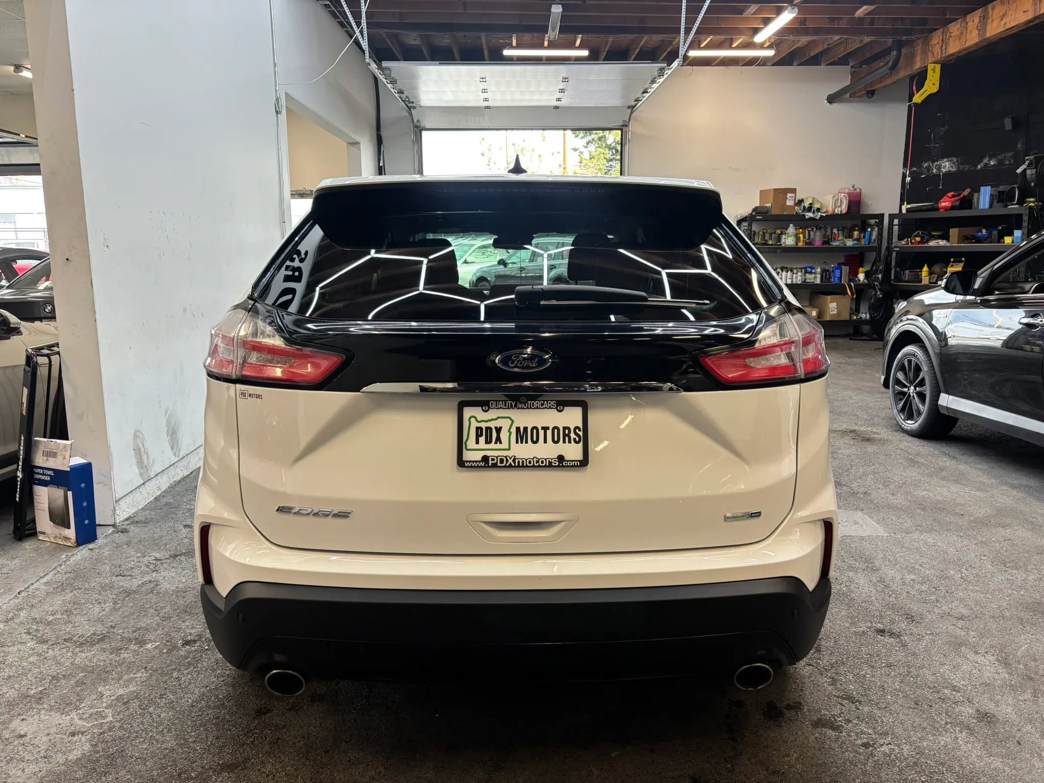 Used 2020 Ford Edge SE AWD/4WD image 6