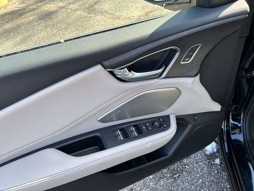 New 2026 Acura RDX SH-AWD image 14