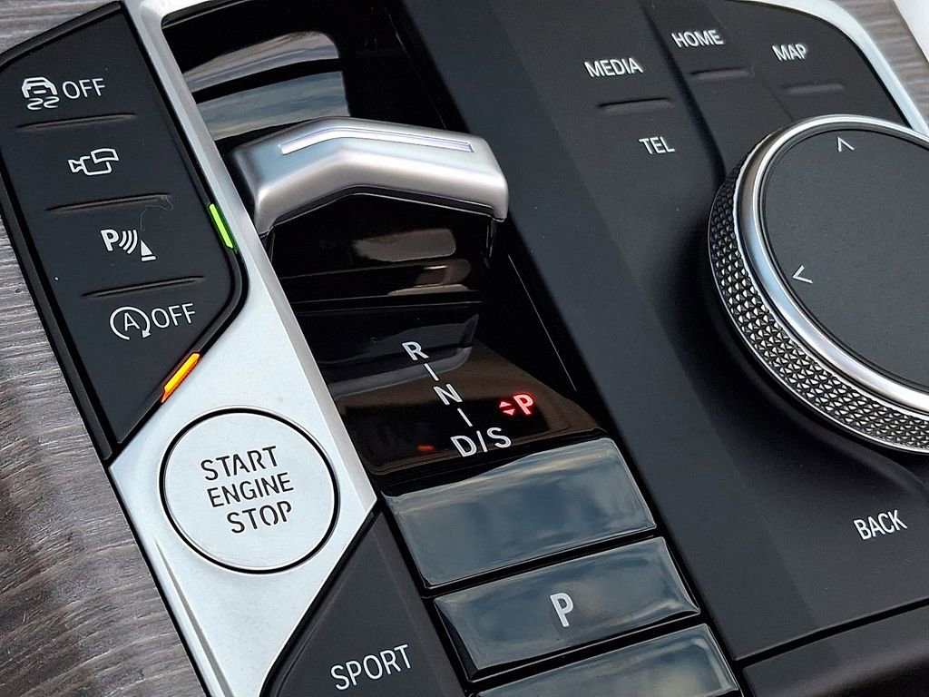 Certified 2025 BMW 440i xDrive Convertible w/ Premium Package image 13