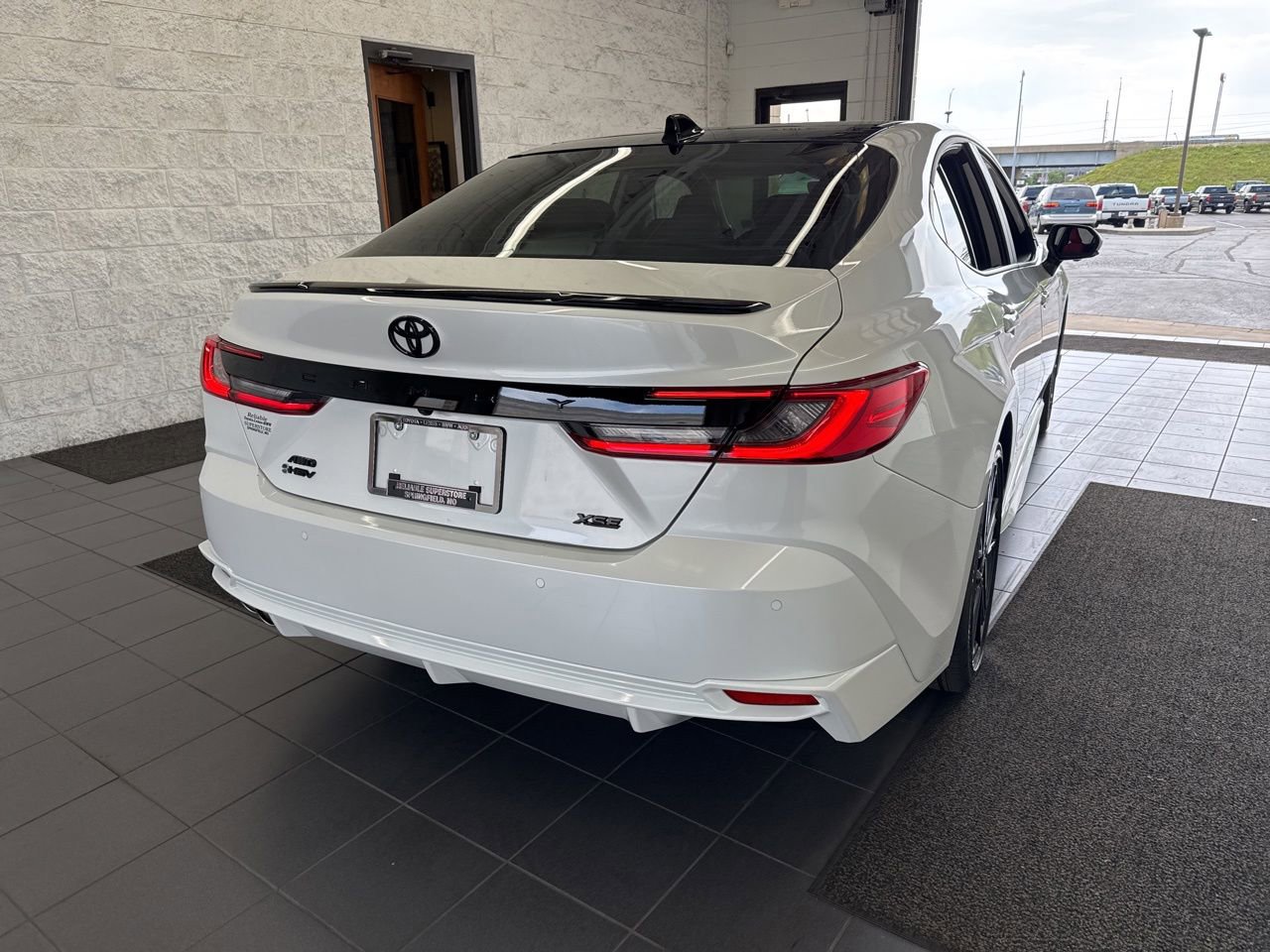 Used 2025 Toyota Camry XSE w/ Premium Plus Package AWD/4WD image 6