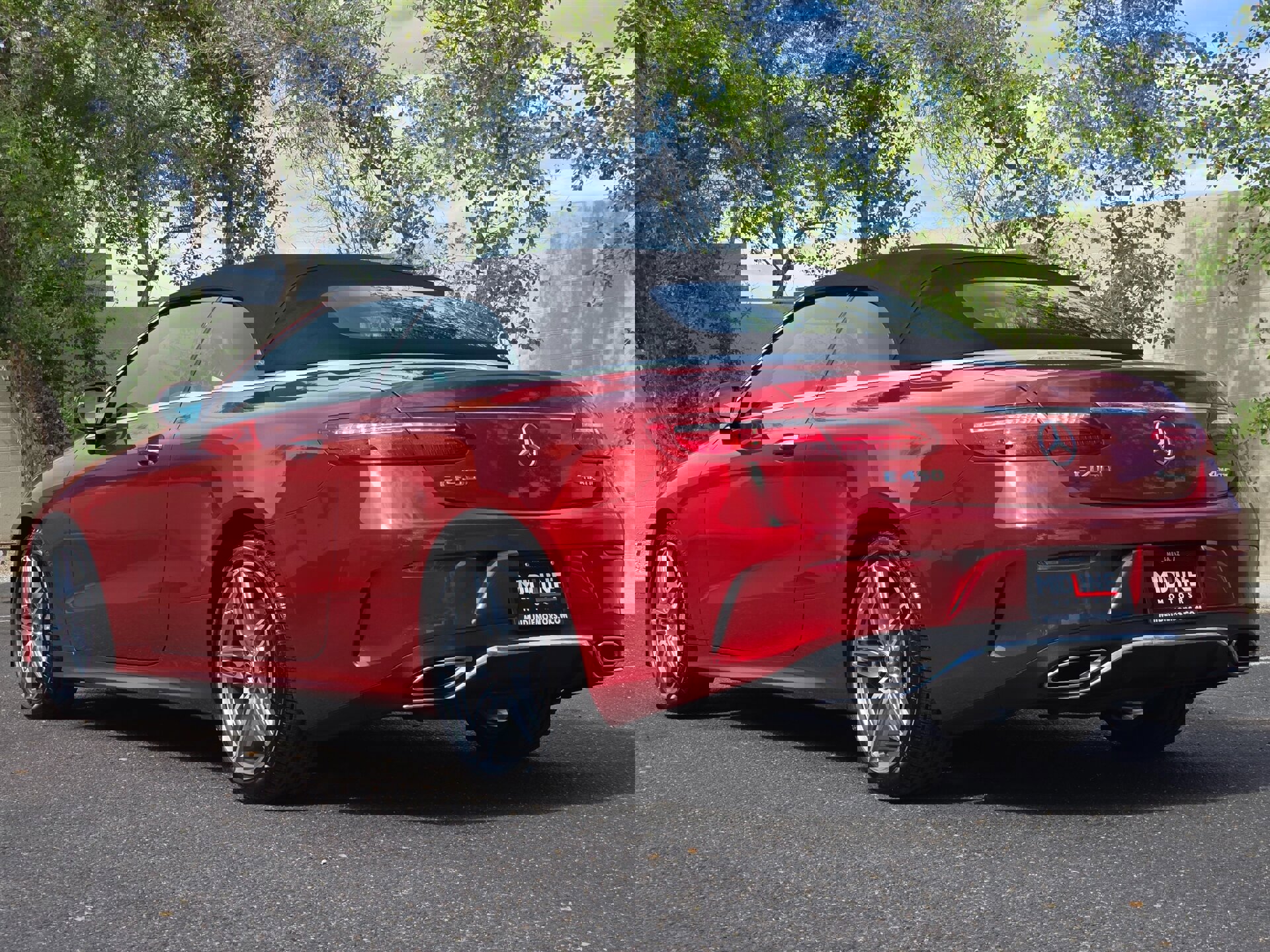 Used 2019 Mercedes-Benz E 450 4MATIC Cabriolet image 3